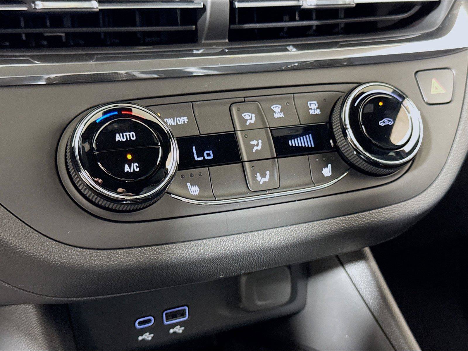 New 2026 Buick Envista Preferred w/ Convenience I Package FWD image 9