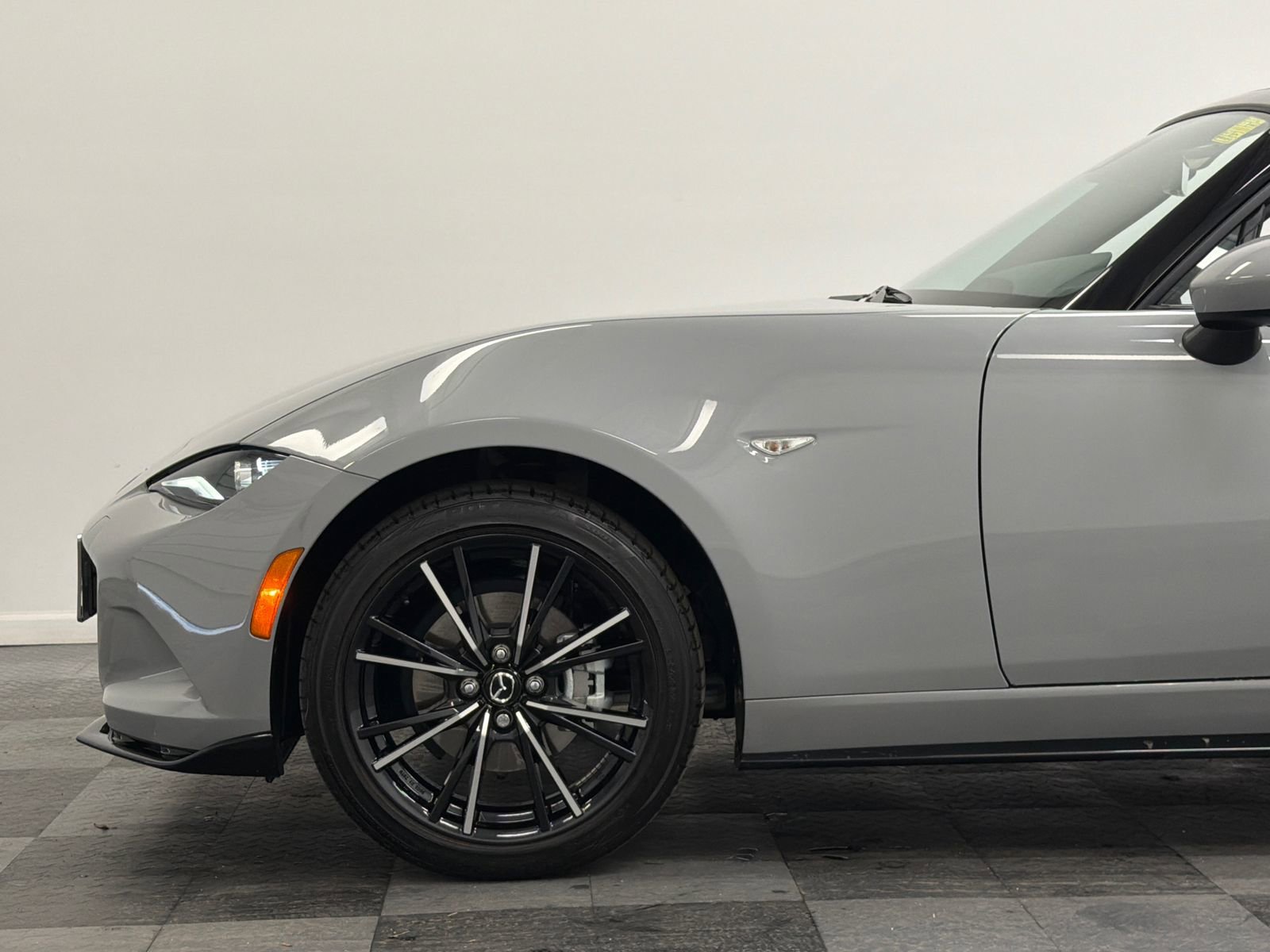 Used 2024 MAZDA MX-5 Miata Grand Touring w/ Appearance Package image 5