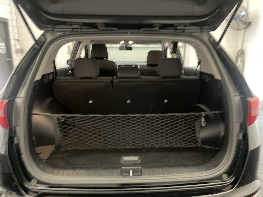 Used 2019 Kia Sportage LX FWD image 17