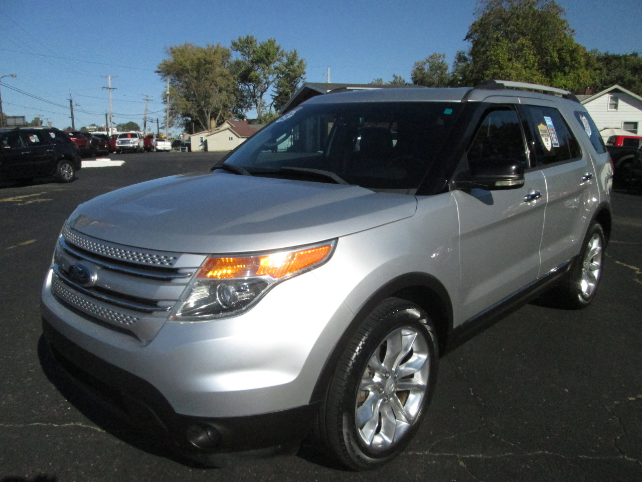 Used 2013 Ford Explorer XLT image 11