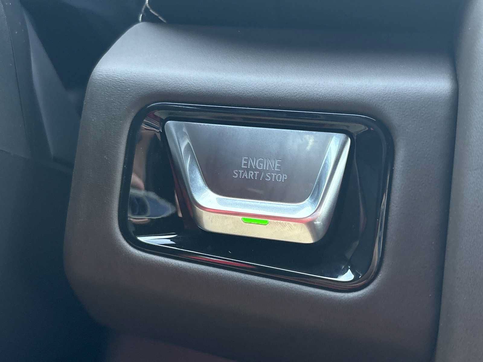 New 2026 GMC Yukon XL Denali Ultimate AWD/4WD image 8
