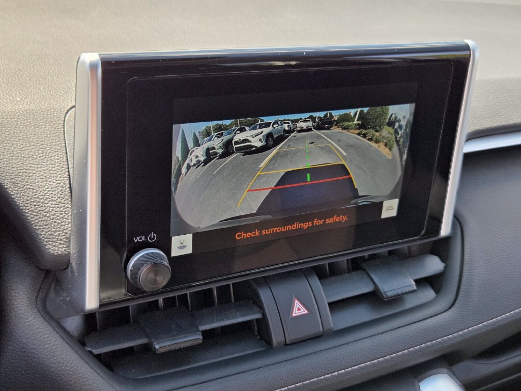 Used 2024 Toyota RAV4 XLE FWD image 19