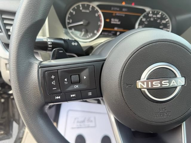 Used 2024 Nissan Rogue SV AWD/4WD image 15
