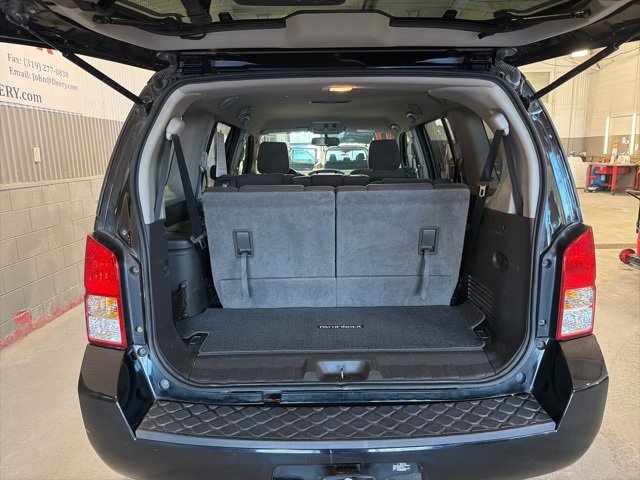 Used 2011 Nissan Pathfinder SV w/ Protection Pkg image 5