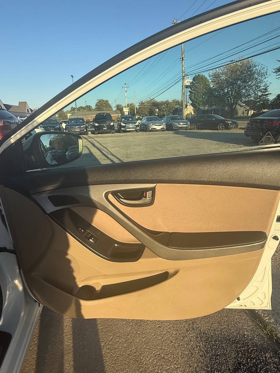 Used 2016 Hyundai Elantra Value Edition FWD image 9