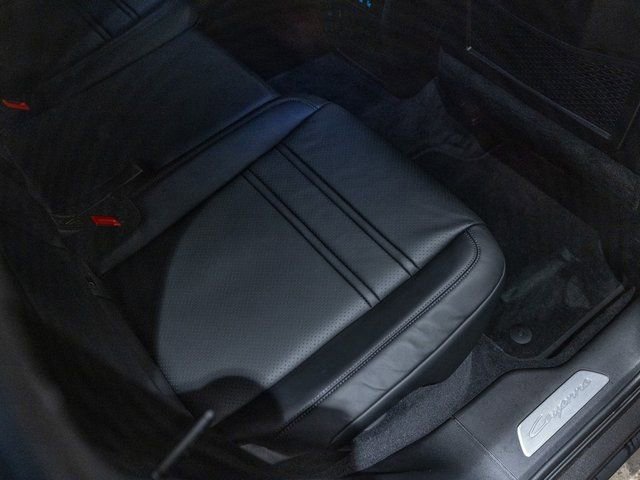 New 2026 Porsche Cayenne Coupe image 37