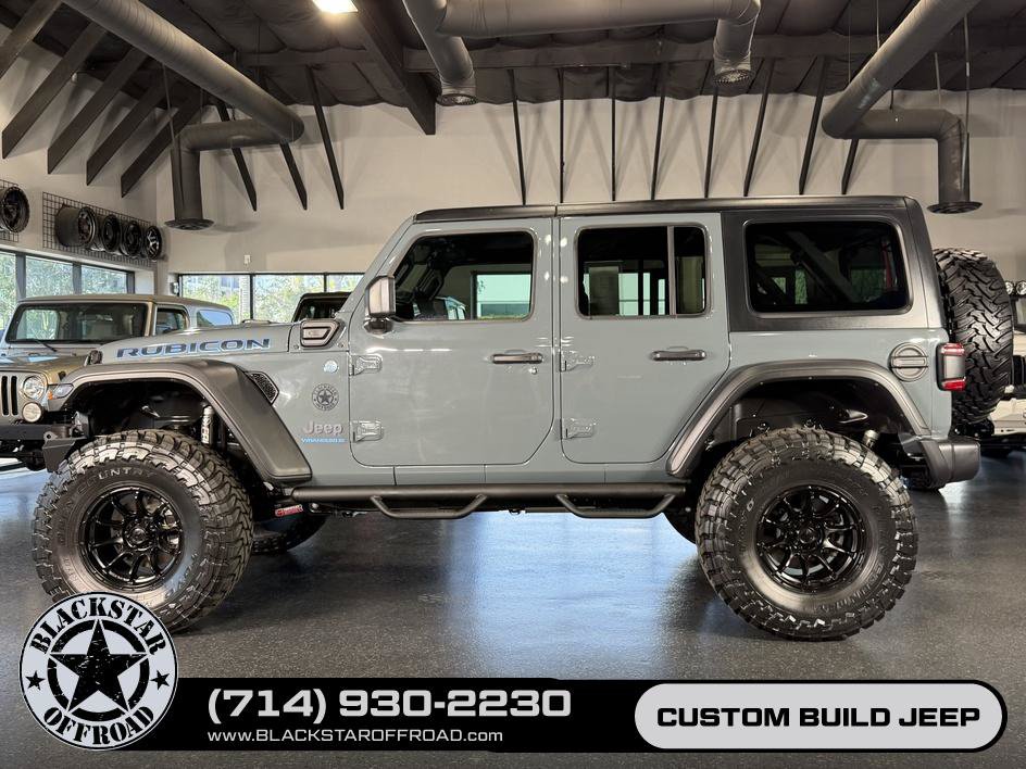 Used 2025 Jeep Wrangler Unlimited Rubicon 4xe w/ Convenience Group AWD/4WD image 9