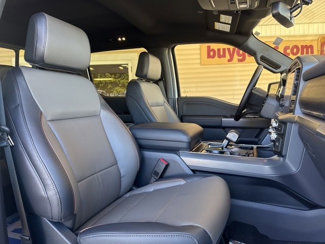 New 2025 Ford F150 Lariat image 28
