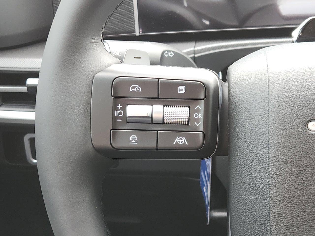 New 2026 Hyundai Santa Fe SEL FWD image 26