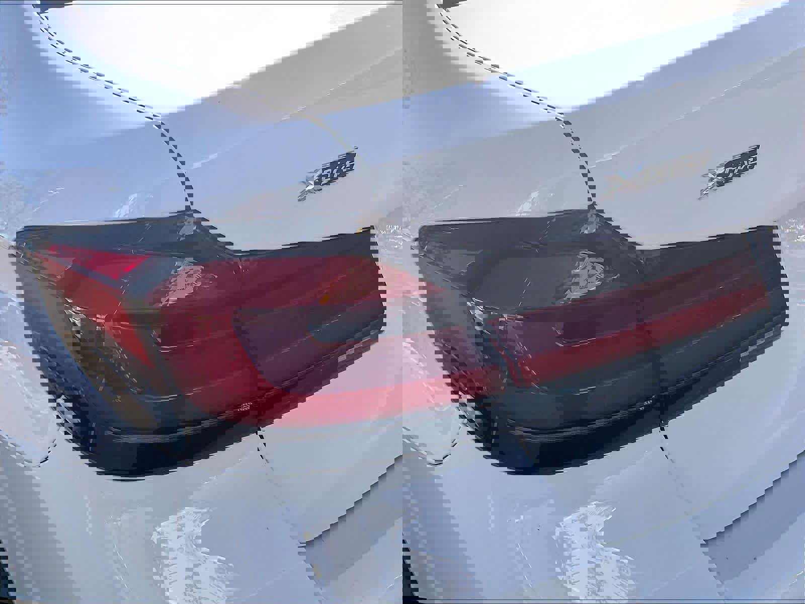 Used 2023 BMW 530e xDrive w/ M Sport Package image 30