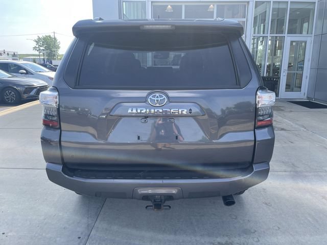 Used 2022 Toyota 4Runner SR5 Premium w/ Moonroof Package AWD/4WD image 33