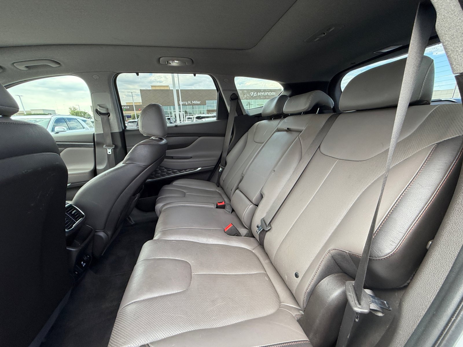 Used 2019 Hyundai Santa Fe AWD image 17