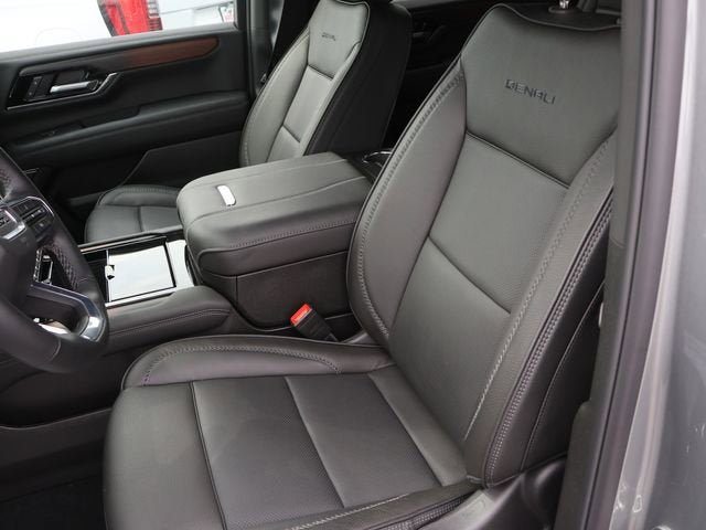 New 2026 GMC Yukon XL Denali w/ Sun & Power Step Package AWD/4WD image 20