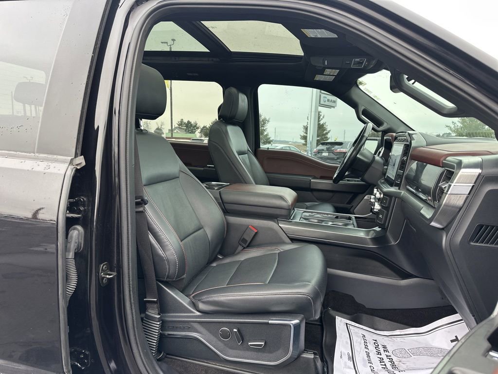 Used 2022 Ford F150 Lariat w/ Equipment Group 502A High image 28