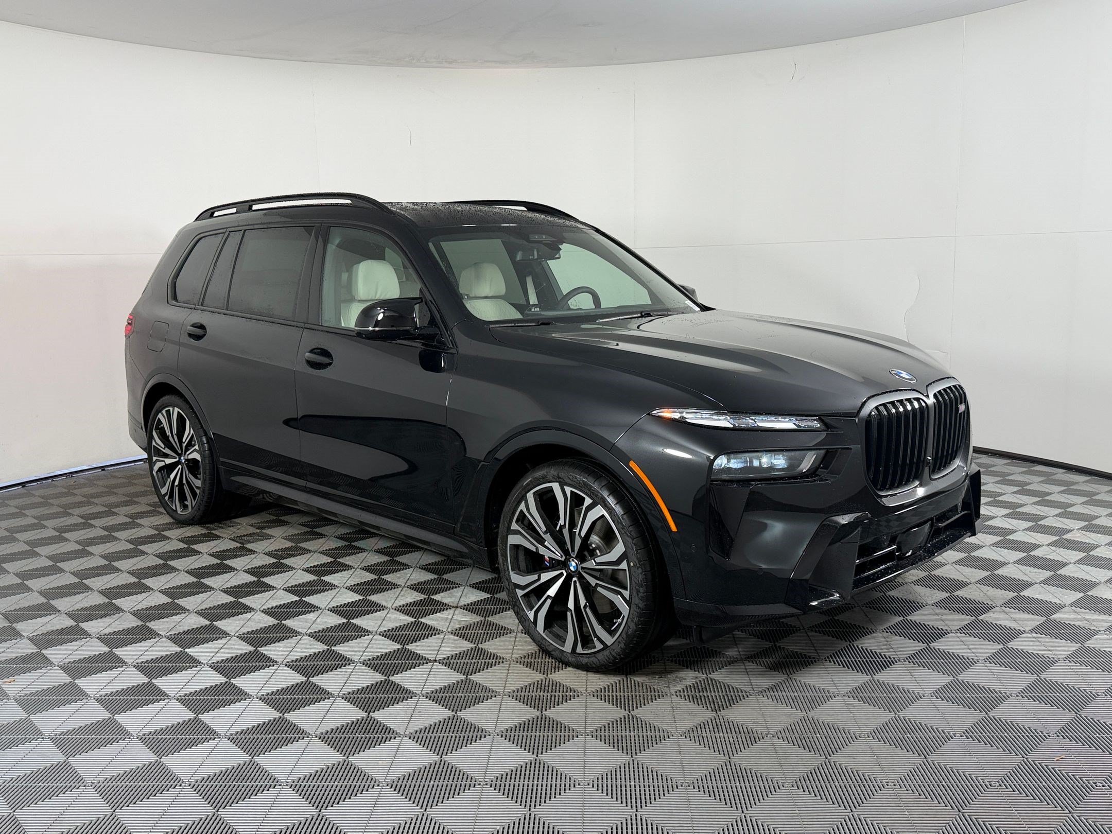 New 2027 BMW X7 M60i AWD/4WD image 7