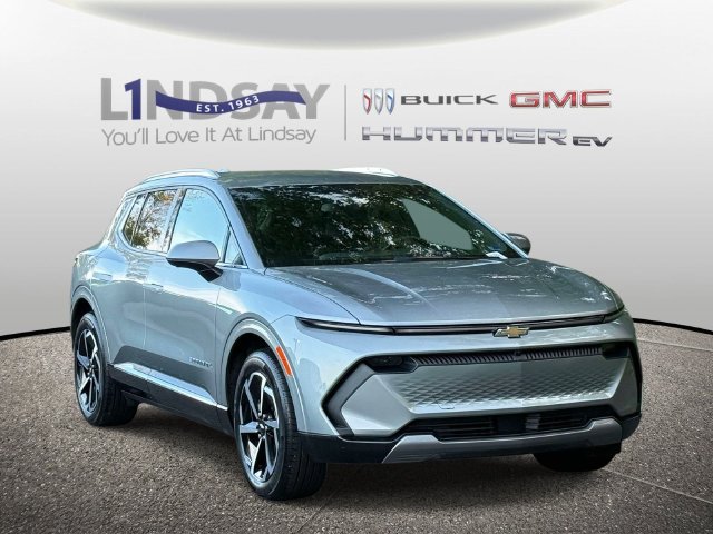Used 2024 Chevrolet Equinox EV LT FWD image 1