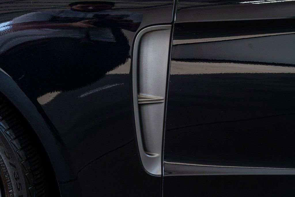 Used 2023 Porsche Panamera Platinum Edition image 21