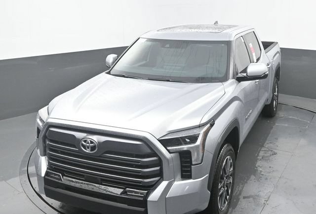 New 2026 Toyota Tundra Limited AWD/4WD image 31