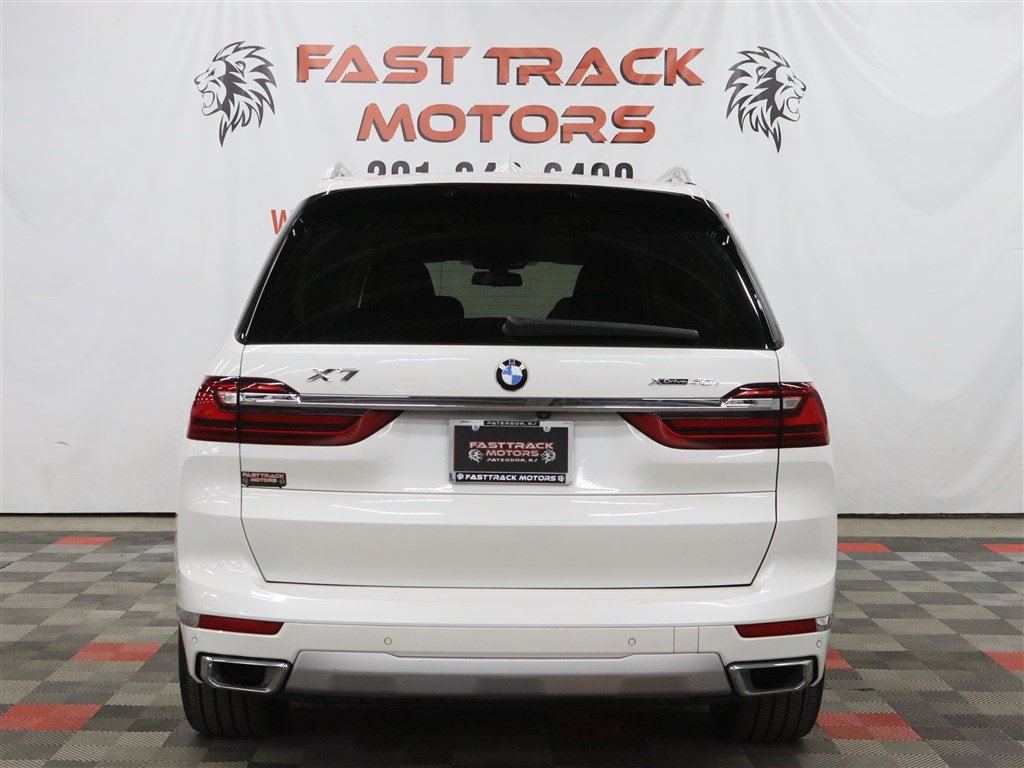 Used 2021 BMW X7 xDrive40i w/ Premium Package AWD/4WD image 5