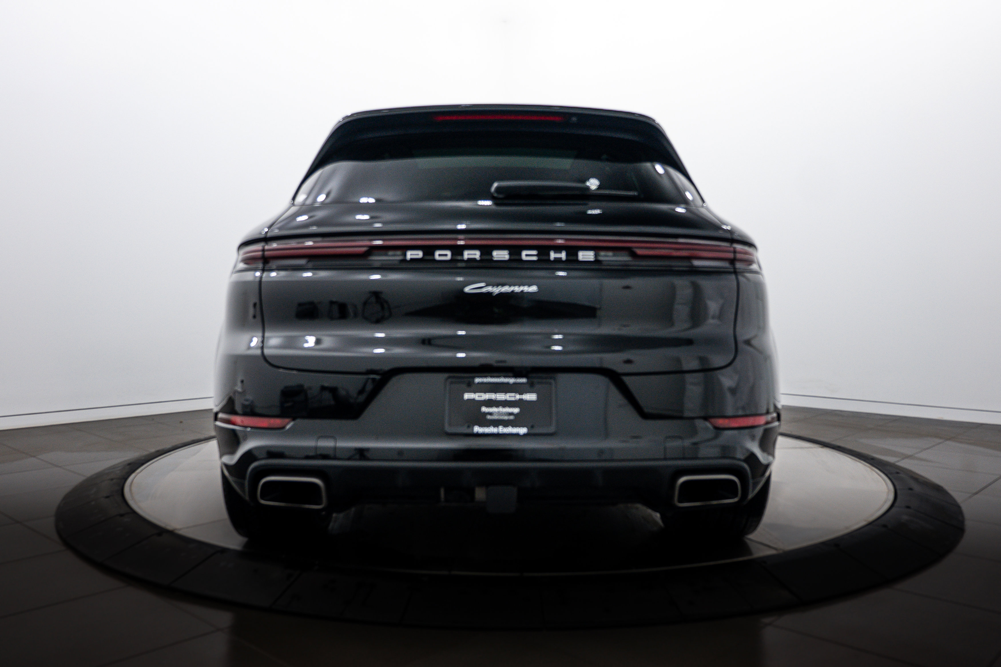 Certified 2026 Porsche Cayenne image 6