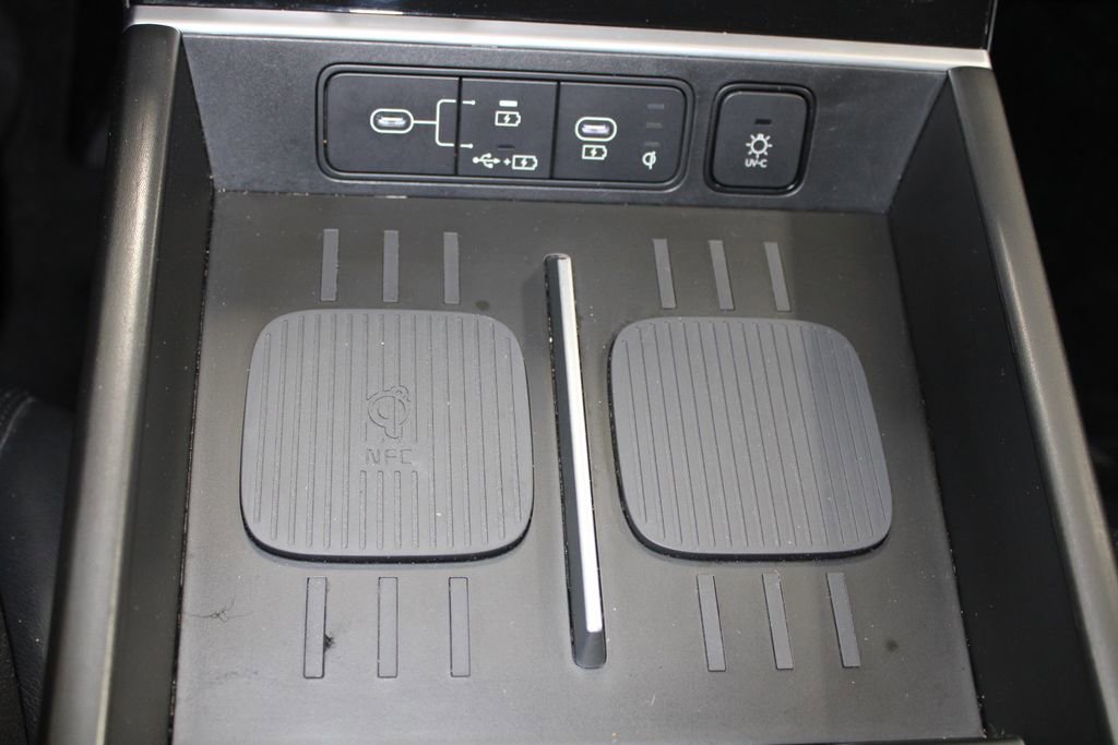 Used 2024 Hyundai Santa Fe Limited image 46