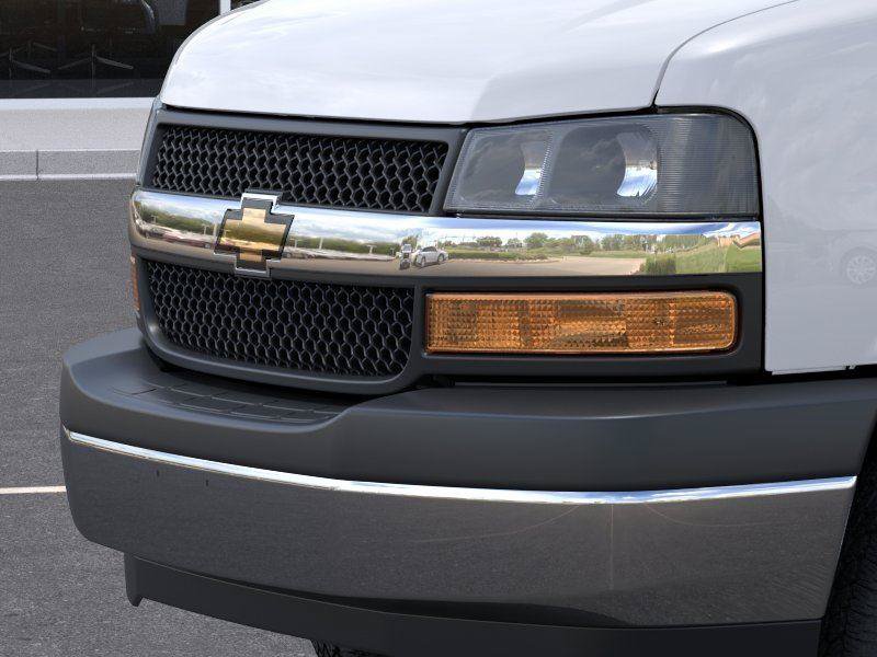 New 2026 Chevrolet Express 4500 w/ Power Convenience Package RWD image 13