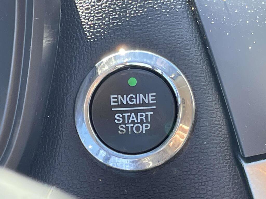 Used 2020 Ford EcoSport SE FWD image 38