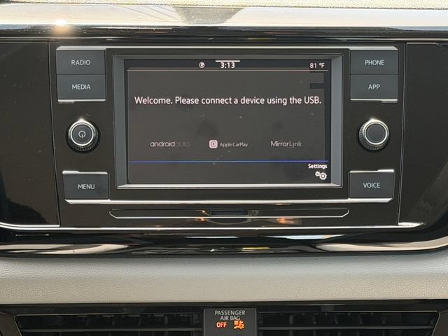Certified 2023 Volkswagen Taos S FWD image 15
