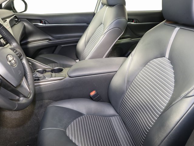 Used 2024 Toyota Camry SE image 25