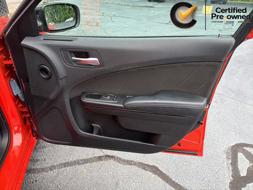 Certified 2022 Dodge Charger SXT w/ Blacktop Package RWD image 25