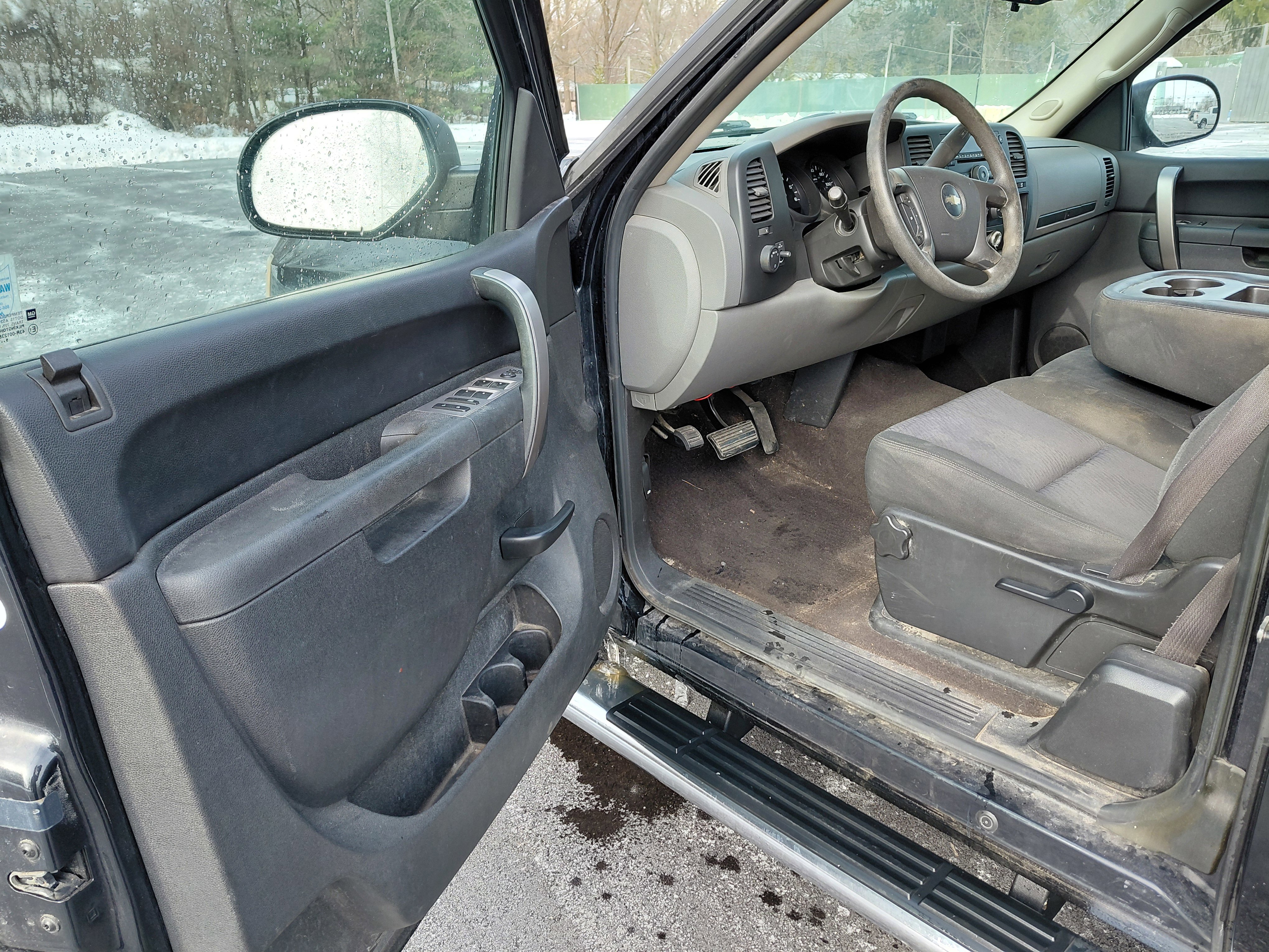 Used 2010 Chevrolet Silverado 1500 LS image 14