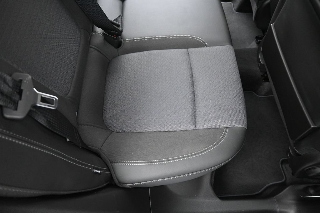 Used 2022 Buick Encore GX Select w/ Advanced Technology Package AWD/4WD image 28
