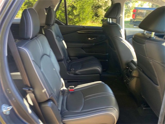 Used 2025 Honda Pilot Elite image 34