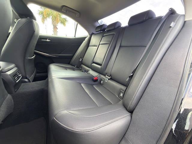 Used 2016 Lexus IS 200t RWD image 12