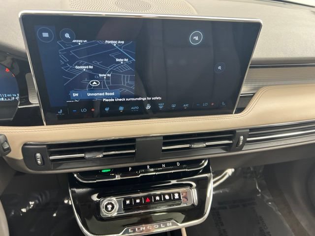 Certified 2023 Lincoln Corsair AWD w/ Equipment Group 101A image 21