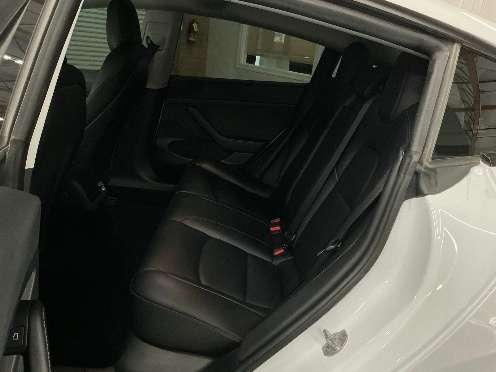 Used 2023 Tesla Model 3 Standard Range image 16