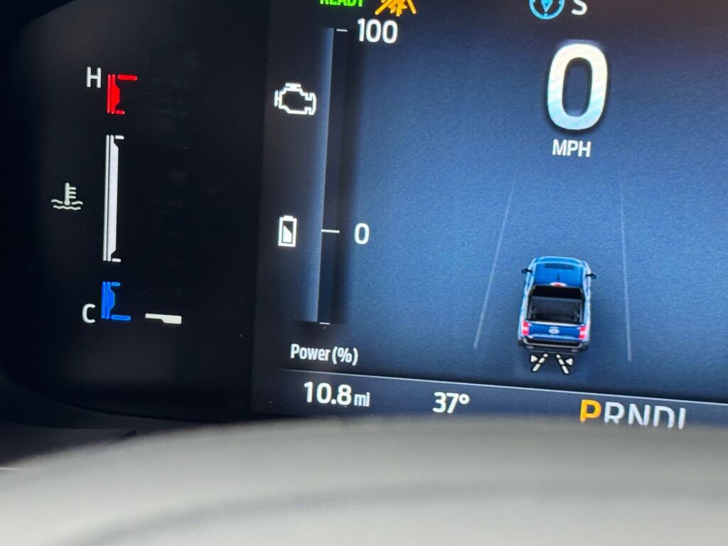 New 2025 Ford Maverick XL image 14