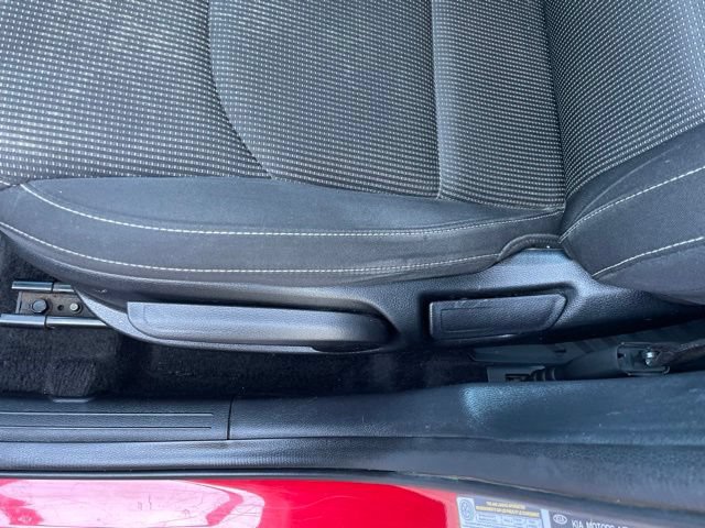 Used 2021 Kia Forte LXS FWD image 20