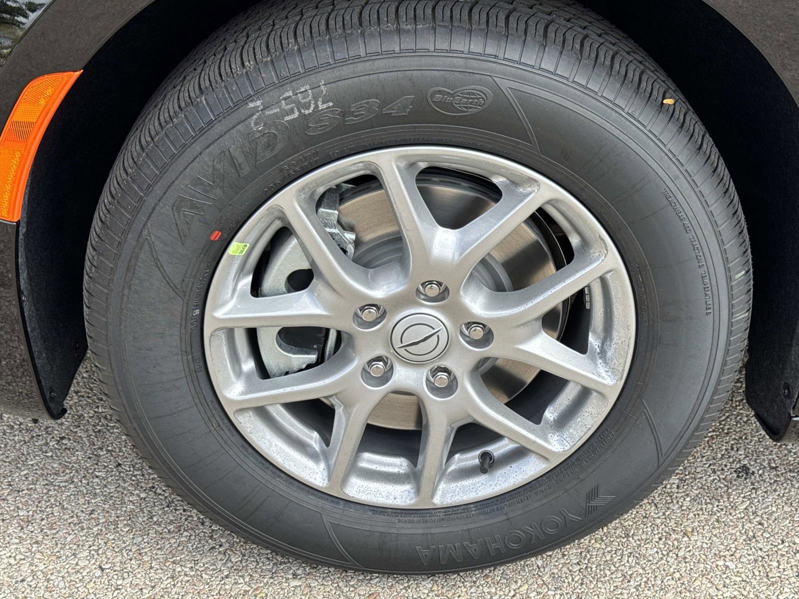 New 2026 Chrysler Pacifica Select image 9