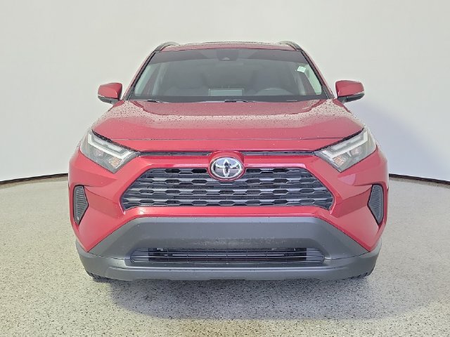 Used 2024 Toyota RAV4 XLE w/ Convenience Package FWD image 3