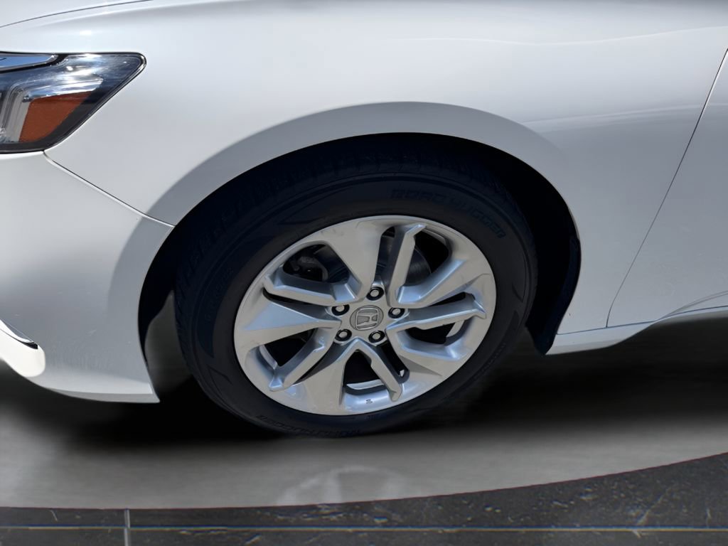Used 2019 Honda Accord LX image 9