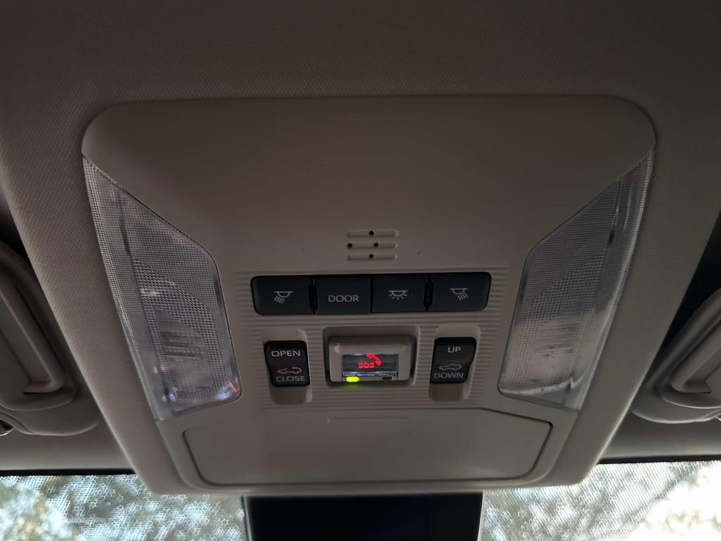 Used 2022 Toyota RAV4 XLE image 44