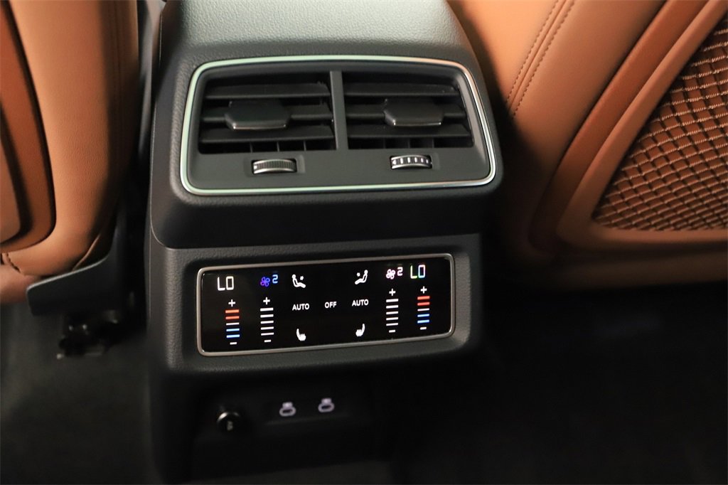 Certified 2024 Audi Q8 e-tron Premium Plus w/ Premium Plus Package image 22