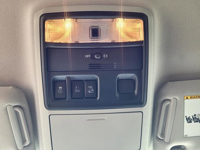 Used 2018 Toyota 4Runner SR5 image 20