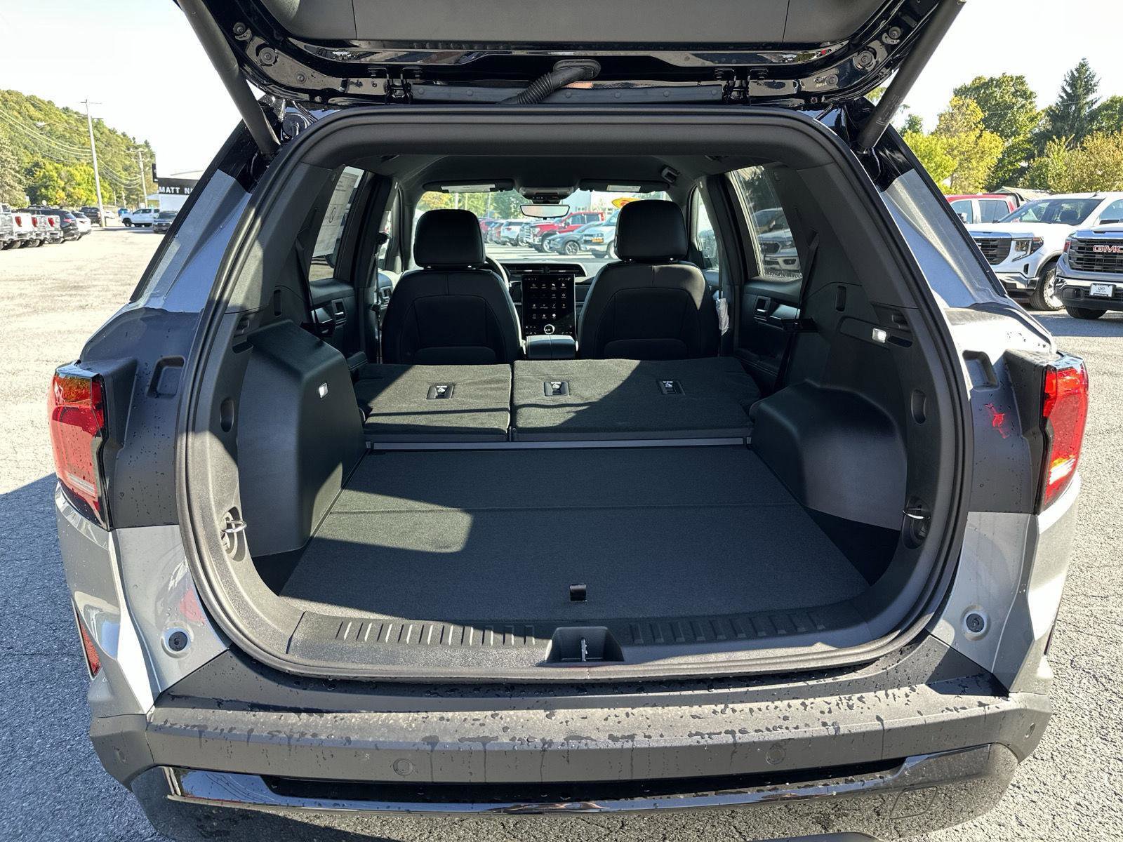 New 2026 GMC Terrain Elevation w/ Elevation Premium Package image 30