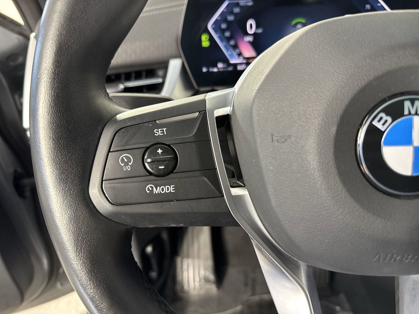 Used 2025 BMW X2 xDrive28i image 12