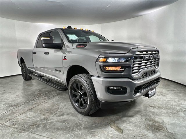 Used 2025 RAM 3500 Big Horn image 2
