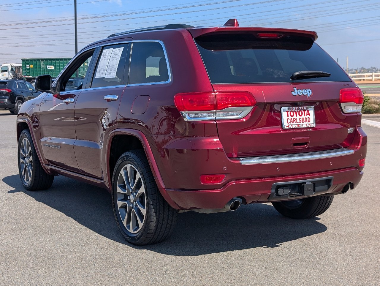 Used 2017 Jeep Grand Cherokee Overland w/ Jeep Active Safety Group RWD image 11