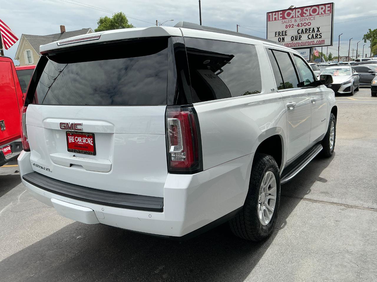 Used 2019 GMC Yukon XL SLT AWD/4WD image 4