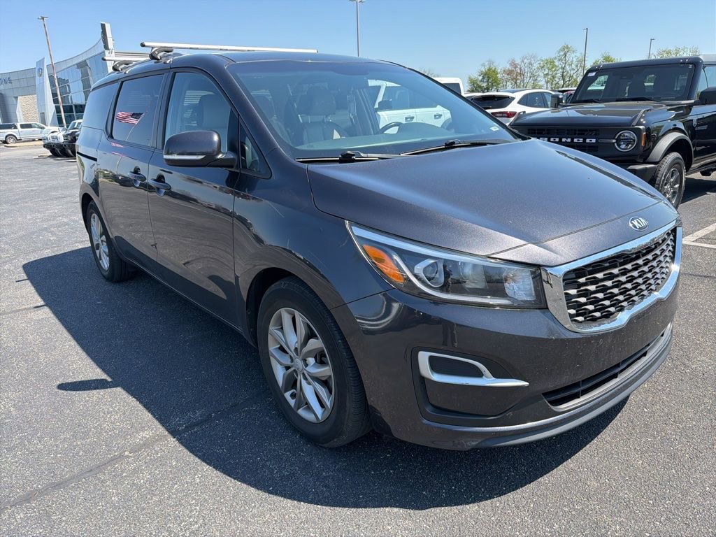 Used 2020 Kia Sedona EX image 2